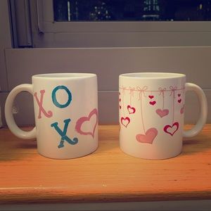 Set of 2 Love/Heart Mugs. Great for Valentine’s!